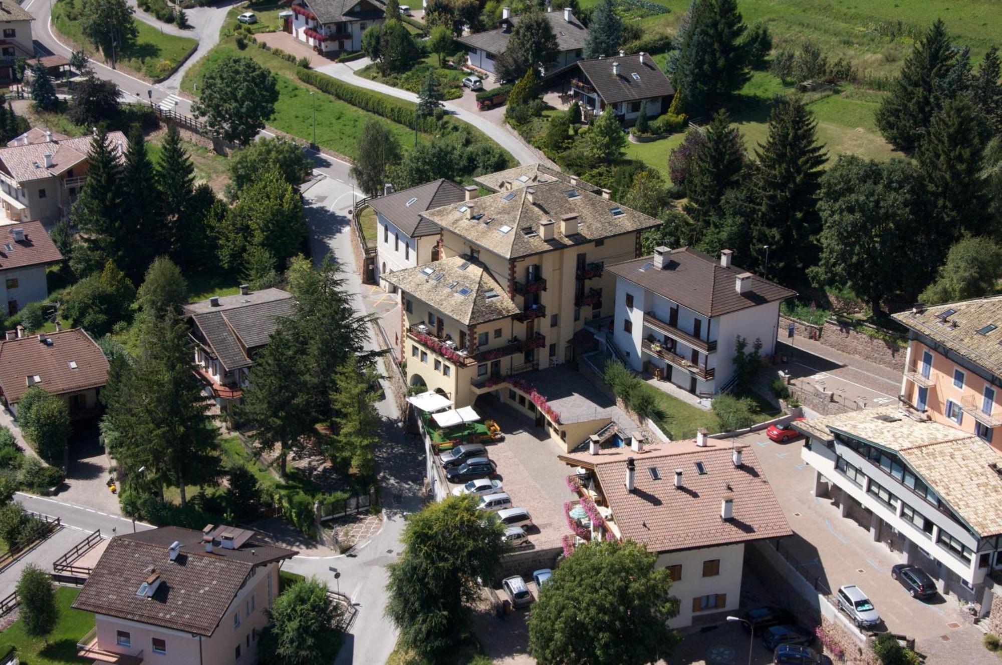 Hotel Corona Carano  Εξωτερικό φωτογραφία